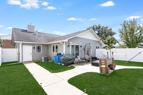 Tiny photo for 6116 W 94th Street, Oak Lawn, IL 60453 (MLS # 12712714)