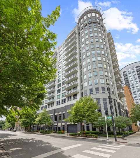 Photo of 421 W HURON Street #908, Chicago, IL 60654 (MLS # 12751698)