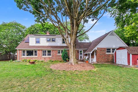 Tiny photo for 351 N Brockway Street, Palatine, IL 60067 (MLS # 12722977)