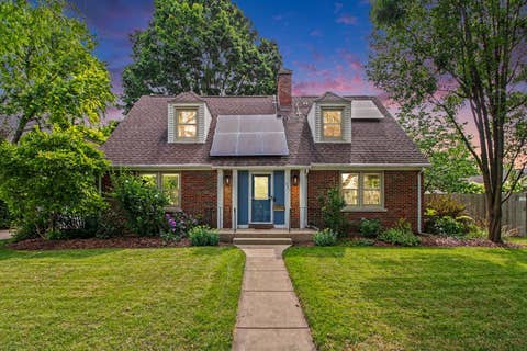 Photo of 351 N Brockway Street, Palatine, IL 60067 (MLS # 12722977)