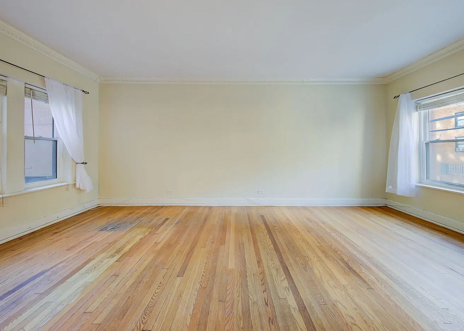 853 W Carmen Avenue 1D