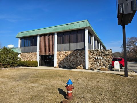 Tiny photo for 4410 Roosevelt Road #213, Hillside, IL 60162 (MLS # 12311263)