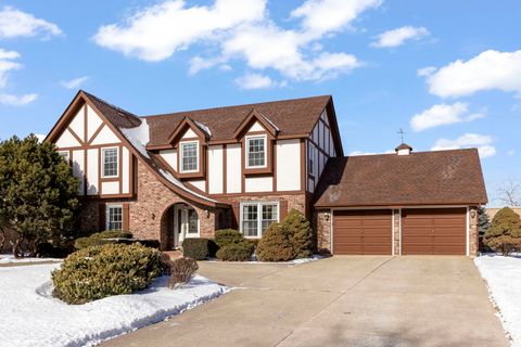 Tiny photo for 19W140 Avenue Chateaux, Oak Brook, IL 60523 (MLS # 12539132)