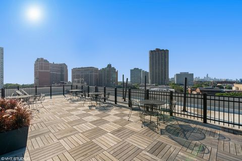 Tiny photo for 3900 N PINE GROVE Avenue #409, Chicago, IL 60613 (MLS # 12460388)