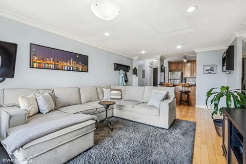 Tiny photo for 3900 N PINE GROVE Avenue #409, Chicago, IL 60613 (MLS # 12460388)