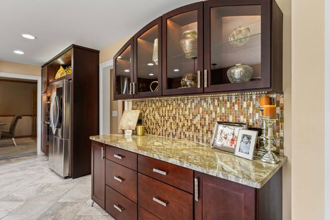 Tiny photo for 675 Red Maple Lane, Roselle, IL 60172 (MLS # 12471809)