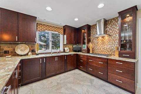 Tiny photo for 675 Red Maple Lane, Roselle, IL 60172 (MLS # 12471809)