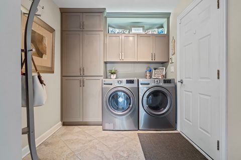 Tiny photo for 675 Red Maple Lane, Roselle, IL 60172 (MLS # 12471809)