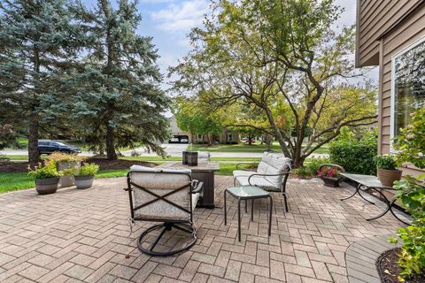 Tiny photo for 675 Red Maple Lane, Roselle, IL 60172 (MLS # 12471809)