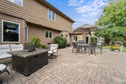 Tiny photo for 675 Red Maple Lane, Roselle, IL 60172 (MLS # 12471809)