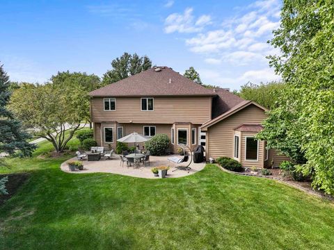 Tiny photo for 675 Red Maple Lane, Roselle, IL 60172 (MLS # 12471809)