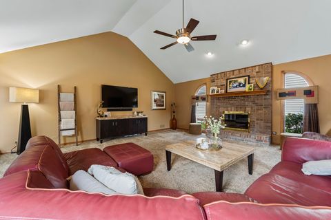 Tiny photo for 675 Red Maple Lane, Roselle, IL 60172 (MLS # 12471809)