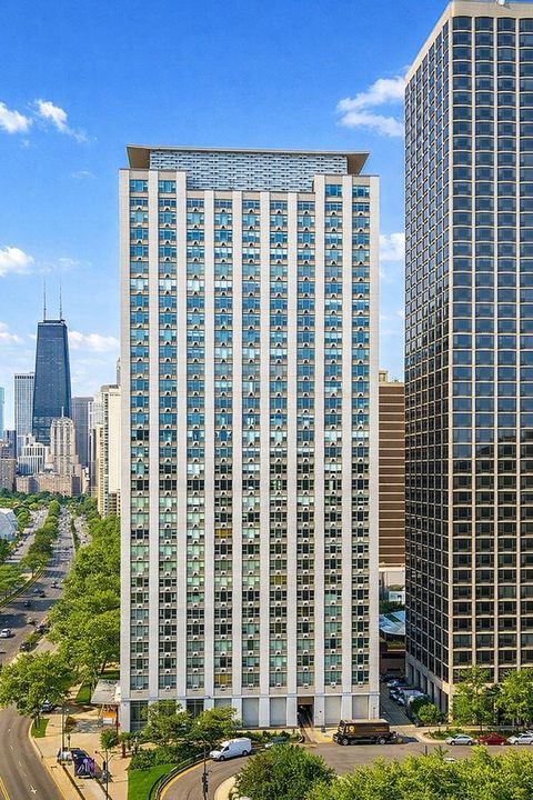 1550 N Lake Shore Drive 7E Chicago IL 60610