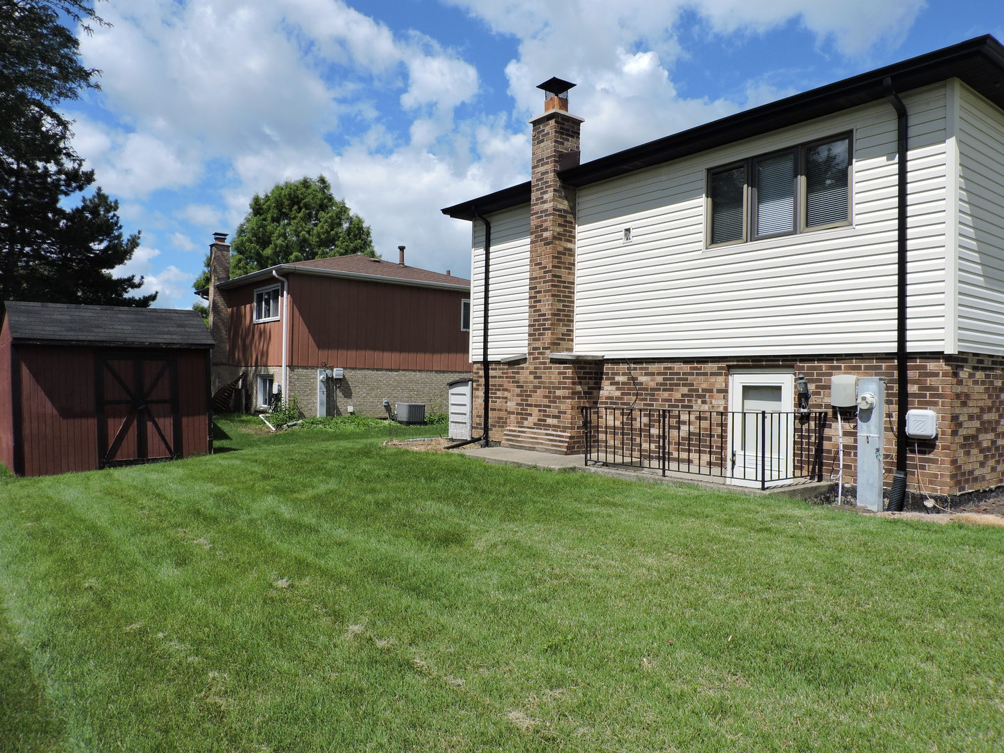 6931 Coachwood Trail