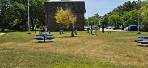 Tiny photo for 9388 Bay Colony Drive #2N, Des Plaines, IL 60016 (MLS # 12658301)