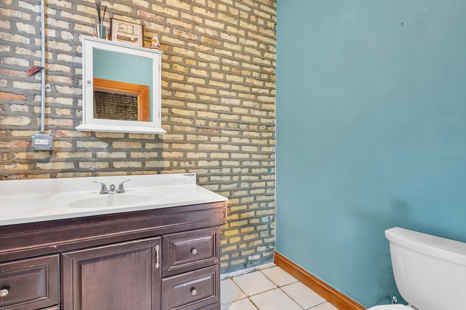 4217 W Division Street