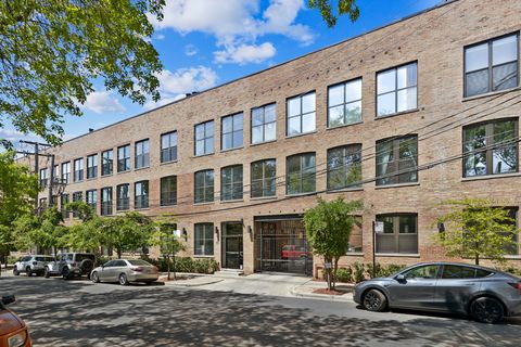 1760 W Wrightwood Avenue 114 Chicago IL 60614