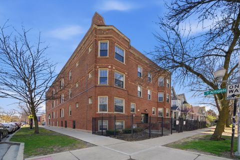 2453 N Spaulding Avenue 3 Chicago IL 60647