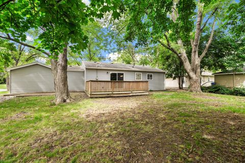 Tiny photo for 231 W 35th Street, Steger, IL 60475 (MLS # 12675814)