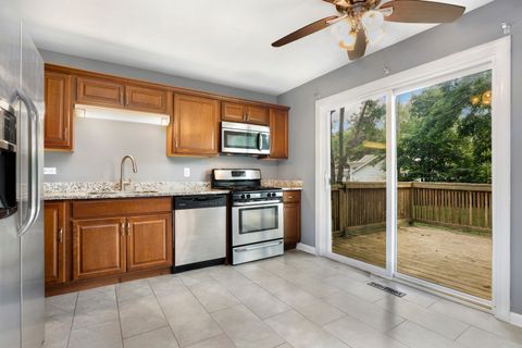 Tiny photo for 231 W 35th Street, Steger, IL 60475 (MLS # 12675814)