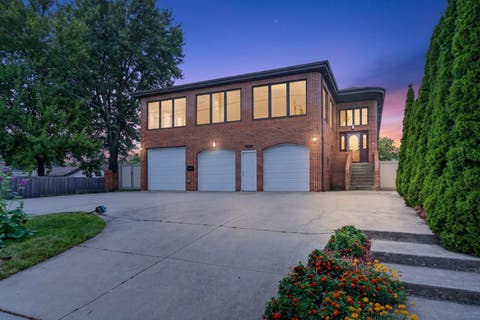 Photo of 1046 S Main Street, Lombard, IL 60148 (MLS # 12741309)