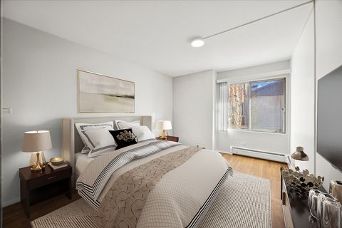 Tiny photo for 948 E Old Willow Road #204, Prospect Heights, IL 60070 (MLS # 12557401)