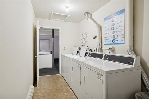 Tiny photo for 948 E Old Willow Road #204, Prospect Heights, IL 60070 (MLS # 12557401)