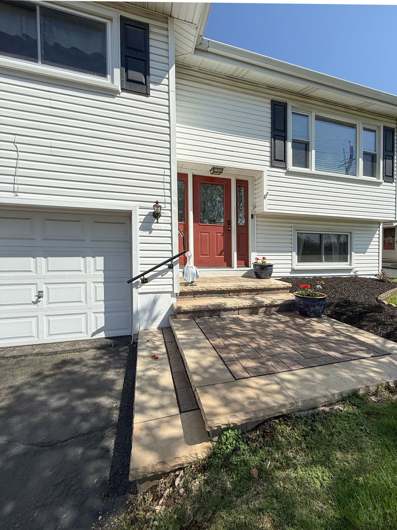 346 W Wilson Avenue