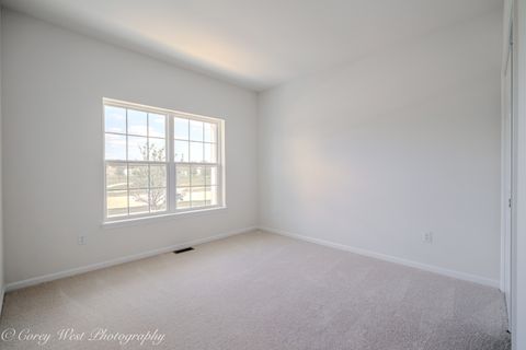 Tiny photo for 300 N Aspen Drive, Cortland, IL 60112 (MLS # 12656441)