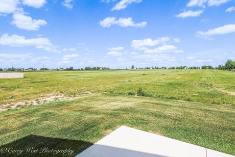Tiny photo for 300 N Aspen Drive, Cortland, IL 60112 (MLS # 12656441)