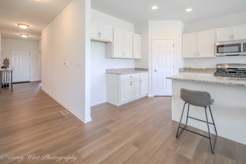Tiny photo for 300 N Aspen Drive, Cortland, IL 60112 (MLS # 12656441)
