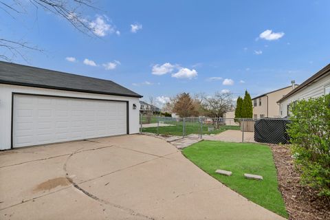 Tiny photo for 1320 Elm Drive, Schaumburg, IL 60194 (MLS # 12620998)