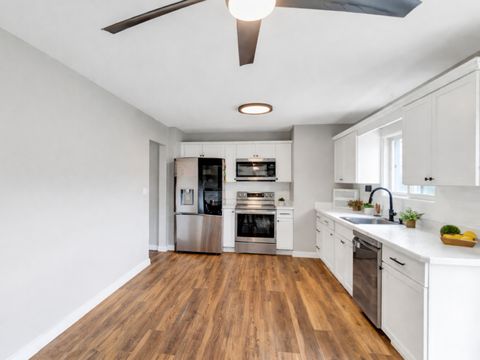 Tiny photo for 1320 Elm Drive, Schaumburg, IL 60194 (MLS # 12620998)