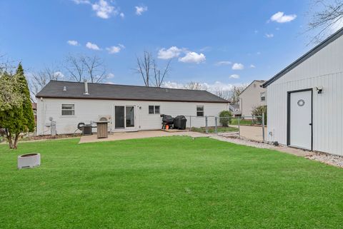 Tiny photo for 1320 Elm Drive, Schaumburg, IL 60194 (MLS # 12620998)