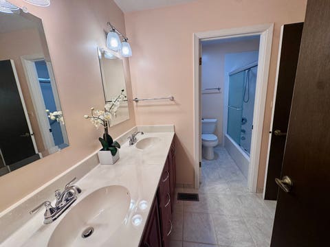 Tiny photo for 221 W Golfview Terrace, Palatine, IL 60067 (MLS # 12707355)
