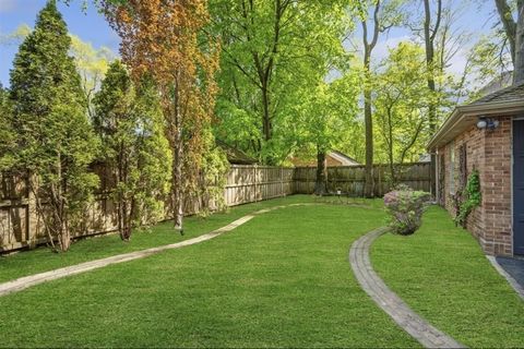 Tiny photo for Kenilworth, IL 60043 (MLS # 12577917)