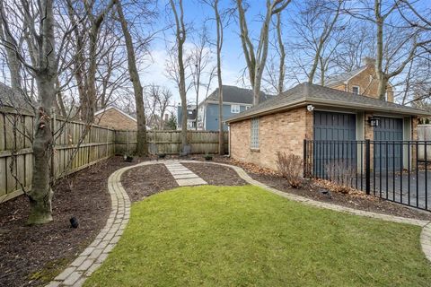 Tiny photo for Kenilworth, IL 60043 (MLS # 12577917)