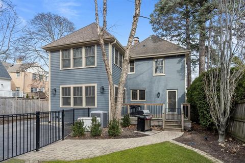 Tiny photo for Kenilworth, IL 60043 (MLS # 12577917)