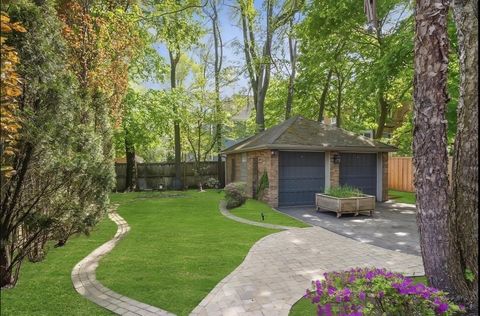 Tiny photo for Kenilworth, IL 60043 (MLS # 12577917)