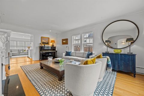 Tiny photo for Kenilworth, IL 60043 (MLS # 12577917)
