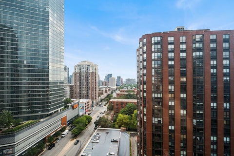 Tiny photo for 899 S Plymouth Court #1505, Chicago, IL 60605 (MLS # 12745660)