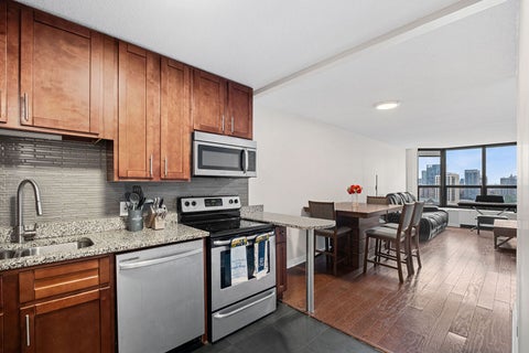 Tiny photo for 899 S Plymouth Court #1505, Chicago, IL 60605 (MLS # 12745660)