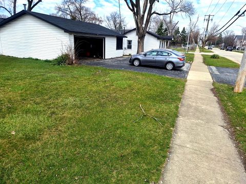 Tiny photo for 7434 S Nottingham Avenue, Chicago, IL 60638 (MLS # 12605800)