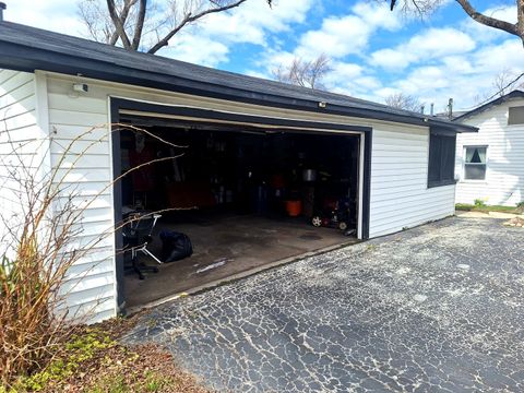 Tiny photo for 7434 S Nottingham Avenue, Chicago, IL 60638 (MLS # 12605800)