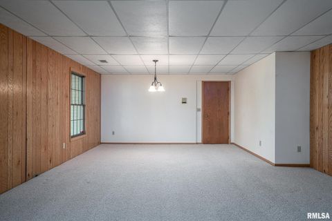 Tiny photo for 2809 32ND Avenue Drive, Moline, IL 61265 (MLS # QC4269058)