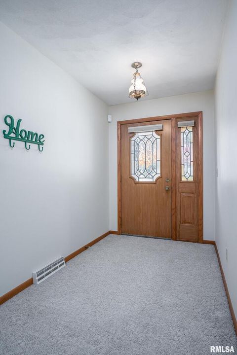 Tiny photo for 2809 32ND Avenue Drive, Moline, IL 61265 (MLS # QC4269058)