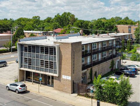 2404 E 79TH Street Chicago IL 60649