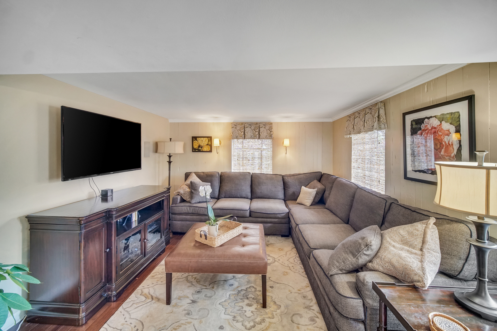 Chicago, Illinois 60643, United States, 5 Bedrooms Bedrooms, ,3 BathroomsBathrooms,Residential,Active,241726