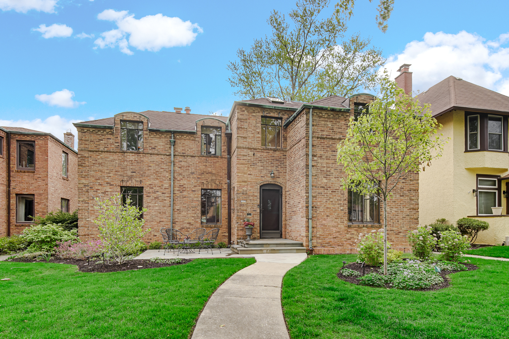 Chicago, Illinois 60643, United States, 5 Bedrooms Bedrooms, ,3 BathroomsBathrooms,Residential,Active,241726