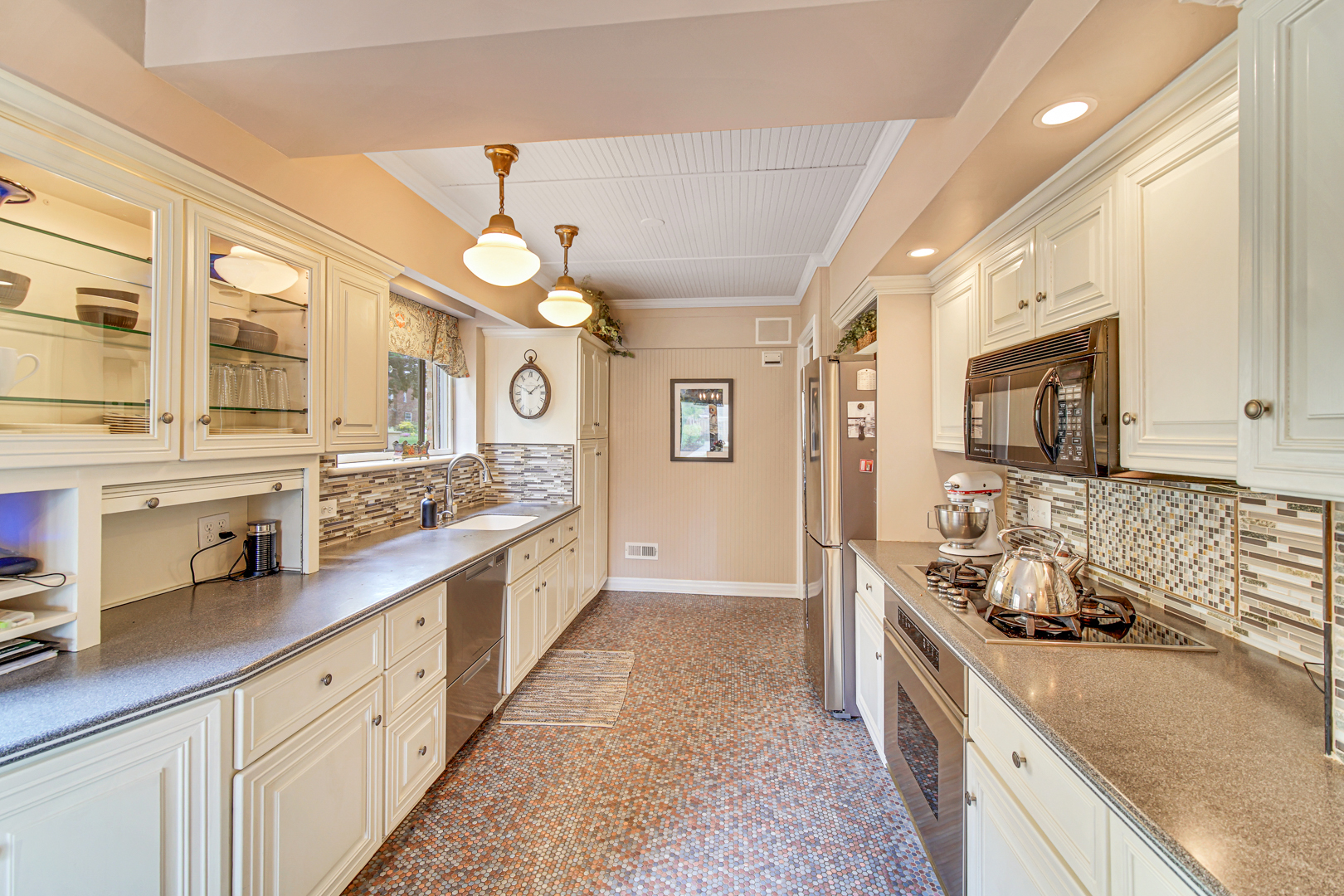 Chicago, Illinois 60643, United States, 5 Bedrooms Bedrooms, ,3 BathroomsBathrooms,Residential,Active,241726